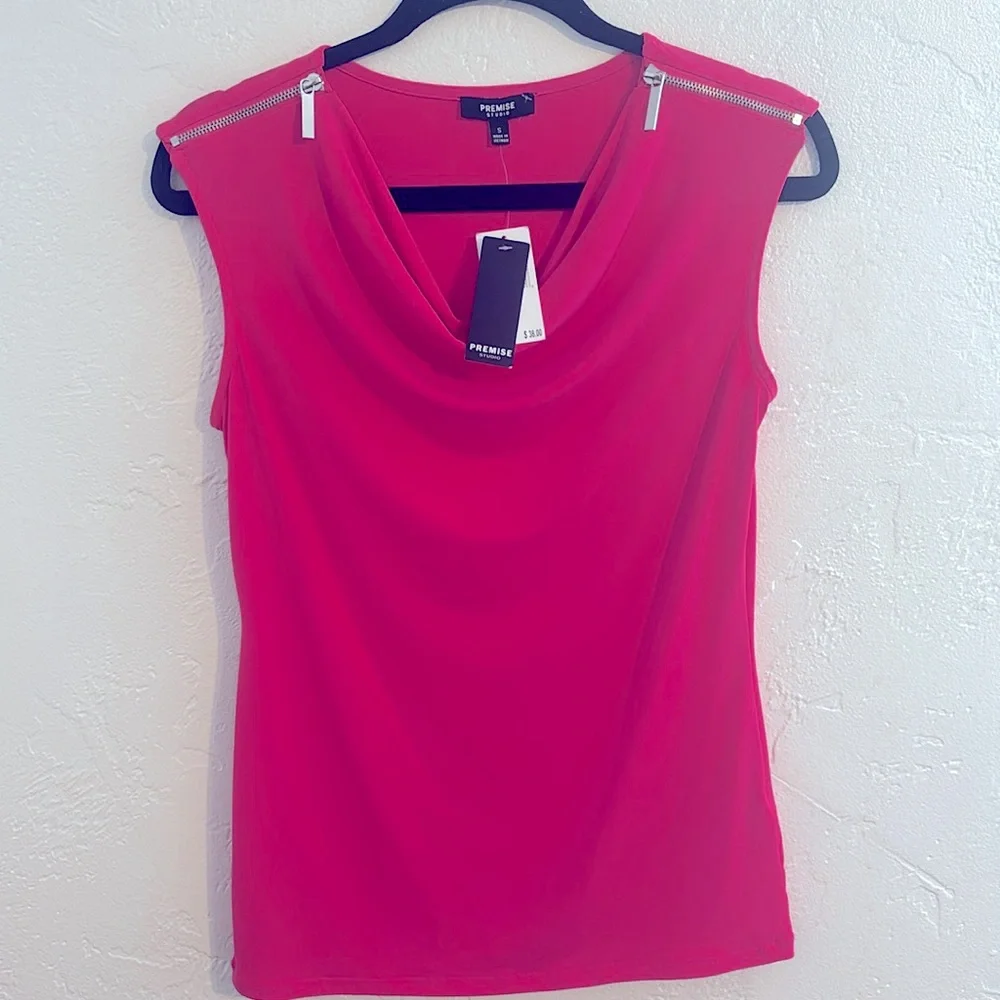 Premise Studio Pink Top - Picture 6 of 8